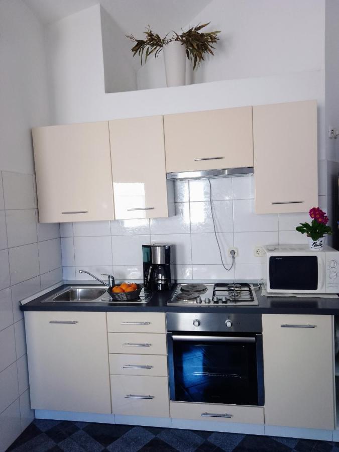 Abelia Sea View Apartment Pula Exterior foto